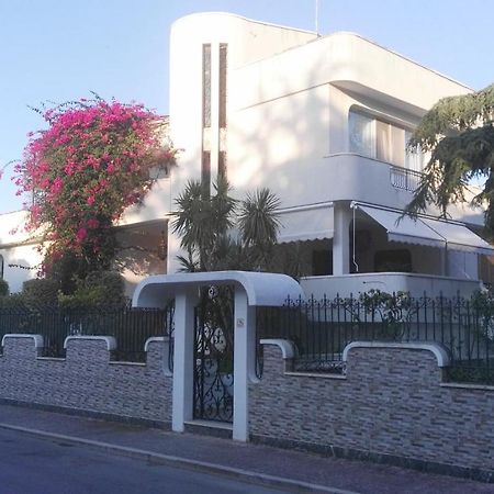 Villa Mary - Oroblu Trani Εξωτερικό φωτογραφία