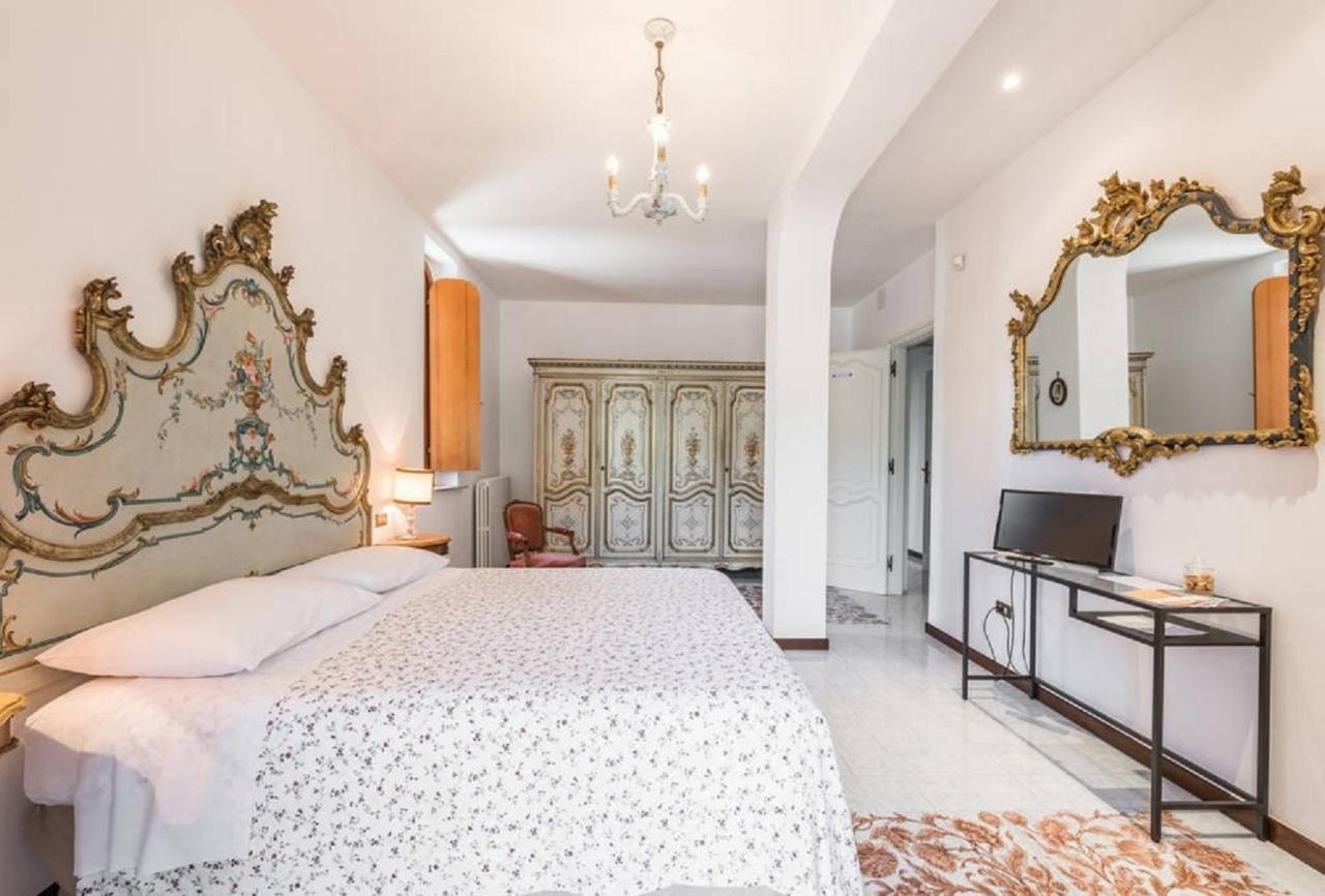 Villa Mary - Oroblu Trani Εξωτερικό φωτογραφία
